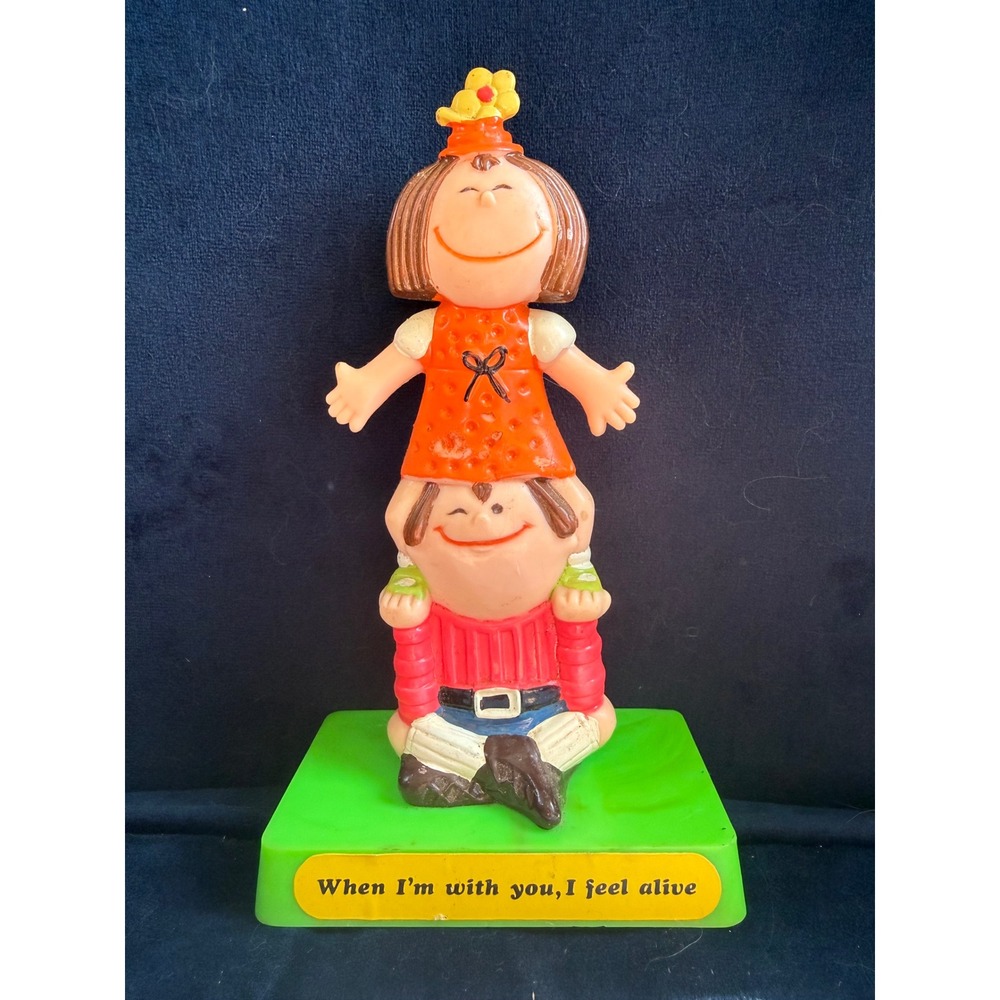 VintageSillisculpts plastic figurine W & R Berries When Im With You I Feel Alive